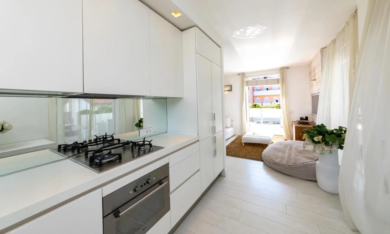 Magnifico Appartamento Dominique Jesolo Lido Carraro Immobiliare - Family Apartments Lido di Jesolo